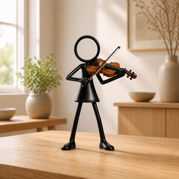 Stickyman vioolspeelster met viool in warm interieur